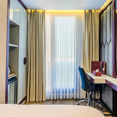 Otel Heaven Premium Restaurant & Airport Shuttle 3*
