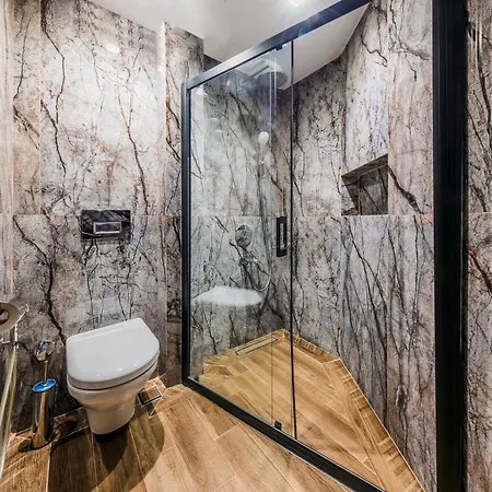 Heaven Premium Restaurant & Airport Shuttle Hotel Arnavutkoy