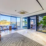 Heaven Premium Restaurant & Airport Shuttle 3*