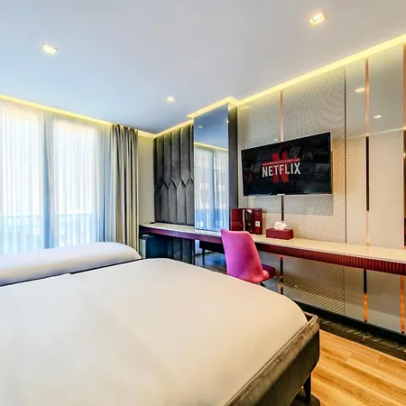 酒店 Heaven Premium Restaurant & Airport Shuttle 3*