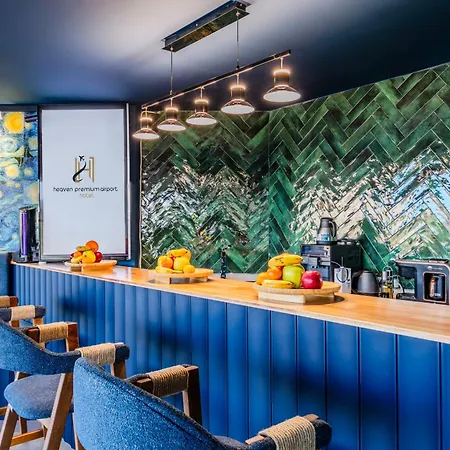 Heaven Premium Restaurant & Airport Shuttle Отель 3*