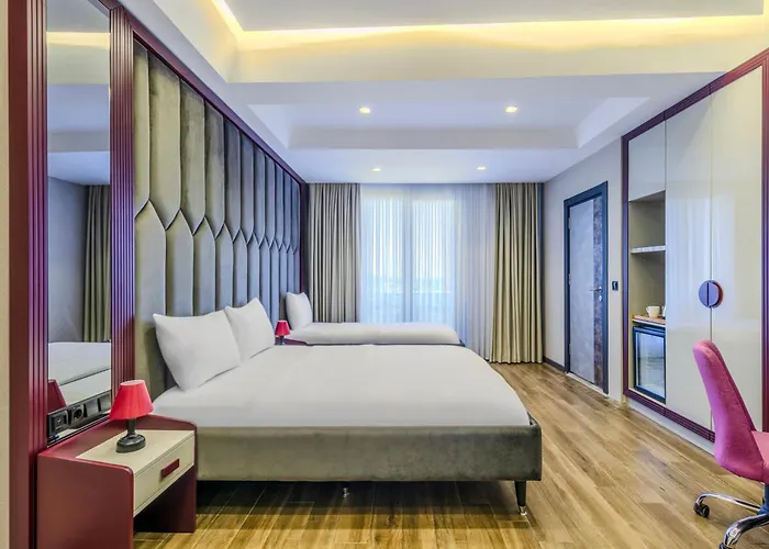 Heaven Premium Restaurant & Airport Shuttle Ξενοδοχείο 3*