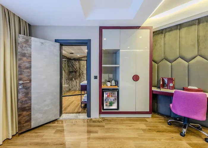 Heaven Premium Restaurant & Airport Shuttle 3*