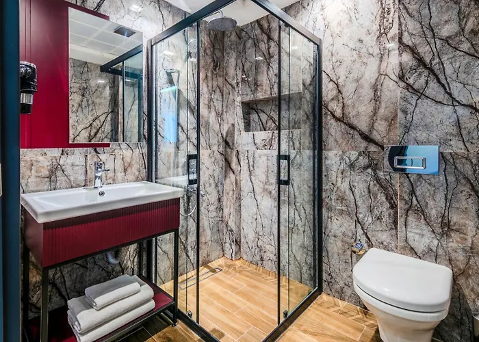 Heaven Premium Restaurant & Airport Shuttle 3* Arnavutkoy