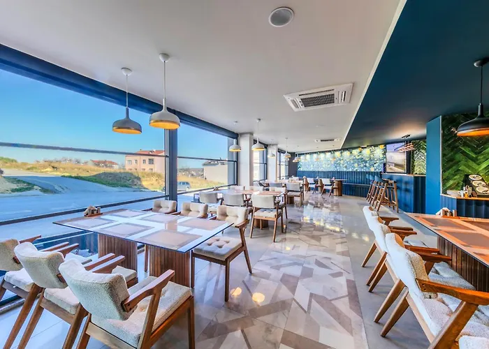 Heaven Premium Restaurant & Airport Shuttle