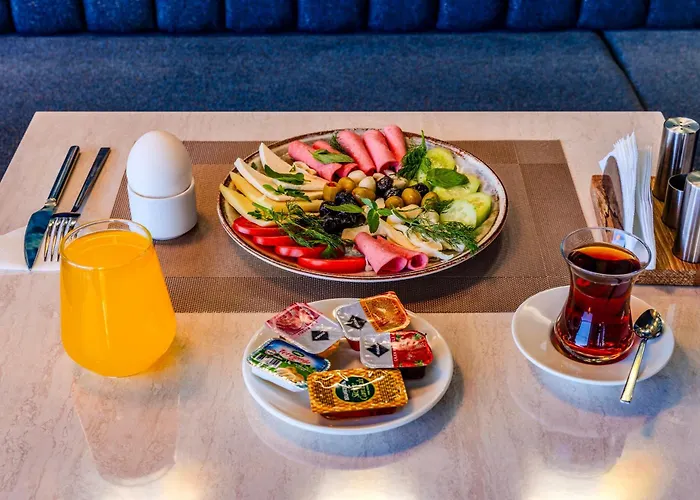 Ξενοδοχείο Heaven Premium Restaurant & Airport Shuttle 3*