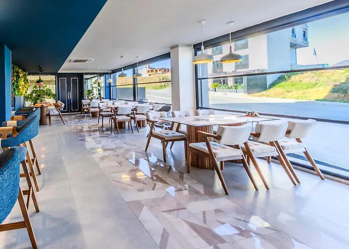 Heaven Premium Restaurant & Airport Shuttle